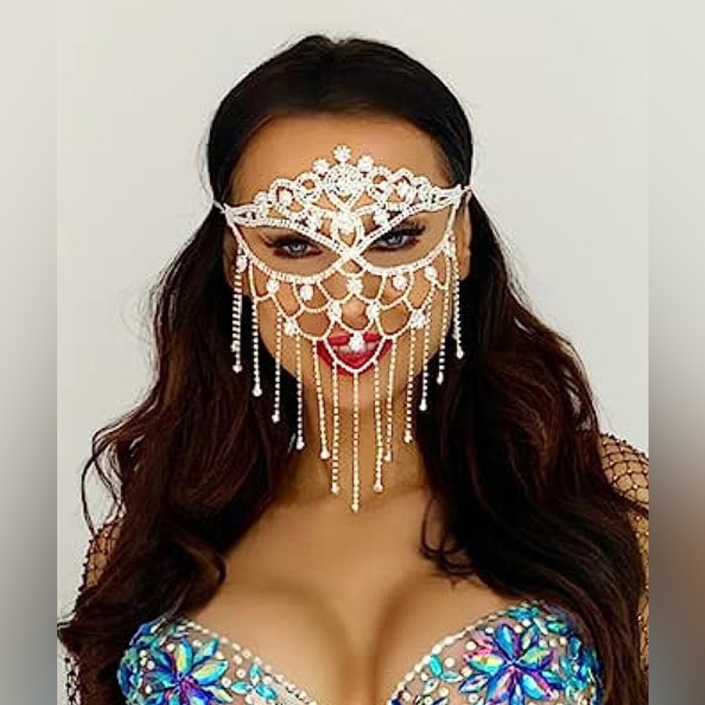 NWT! Carnival Mask